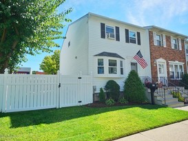 Home for Sale Bulls Head, Staten Island