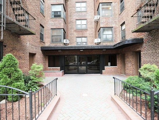 Condo for Sale Jackson Heights, Queens