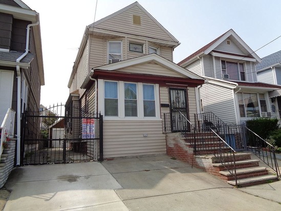 Single-family for Sale Jamaica, Queens