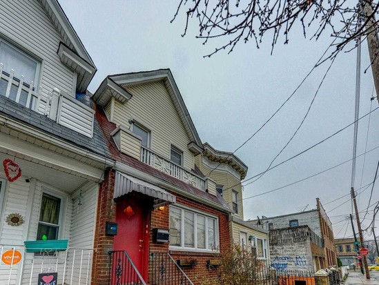 Multi-family for Sale Woodhaven, Queens