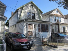 Home for Pre-foreclosure / auction Hollis, Queens