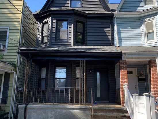 Single-family for Sale Woodhaven, Queens