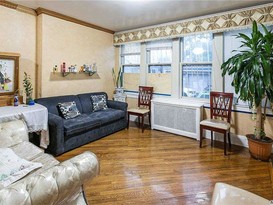 Home for Sale Woodhaven, Queens