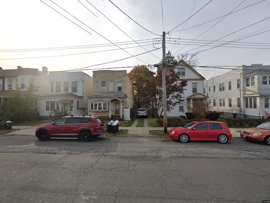 Multi-family for Sale Richmond Hill, Queens