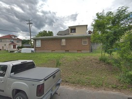 Home for Pre-foreclosure Grasmere, Staten Island