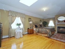 Home for Sale Tottenville, Staten Island