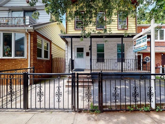 Single-family for Sale Woodhaven, Queens