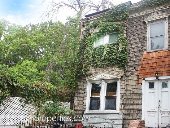 Single-family for Sale Bushwick, Brooklyn