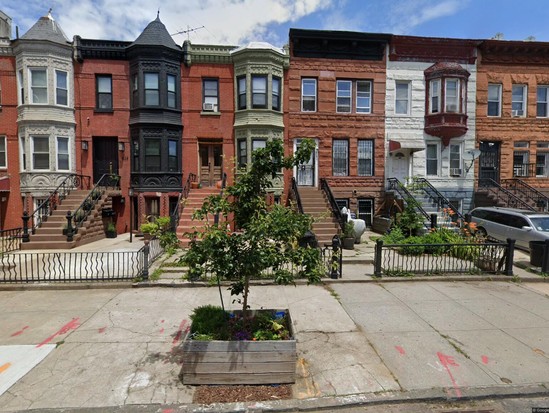 Multi-family for Pre-foreclosure / auction Bedford Stuyvesant, Brooklyn