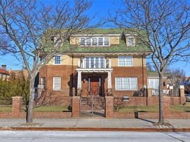 Home for Sale Manhattan Beach, Brooklyn