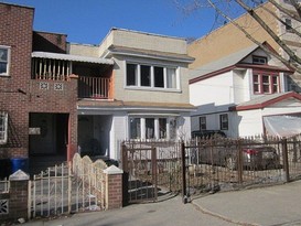 Home for Pre-foreclosure / auction Jamaica, Queens