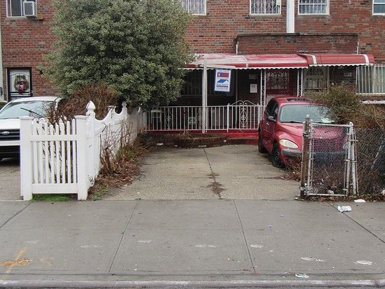 Single-family for Sale East New York, Brooklyn