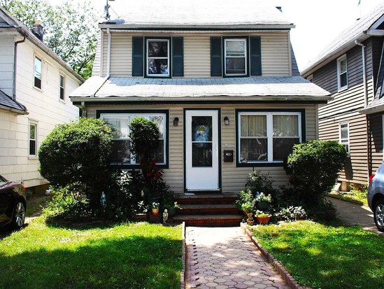 Single-family for Sale Queens Village, Queens