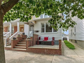 Home for Sale Throggs Neck, Bronx