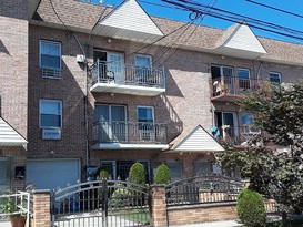 Home for Pre-foreclosure / auction Hollis, Queens