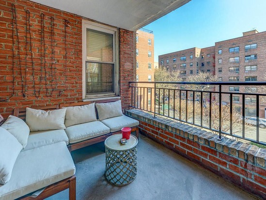 Condo for Sale Elmhurst, Queens