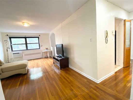 Condo for Sale Elmhurst, Queens