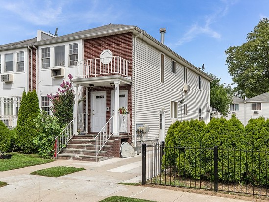 Multi-family for Sale Woodhaven, Queens