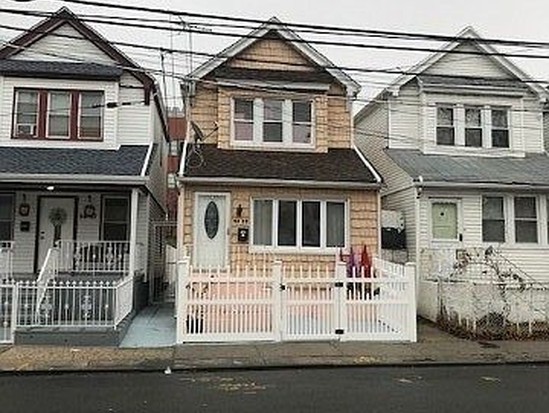 Single-family for Sale Richmond Hill, Queens