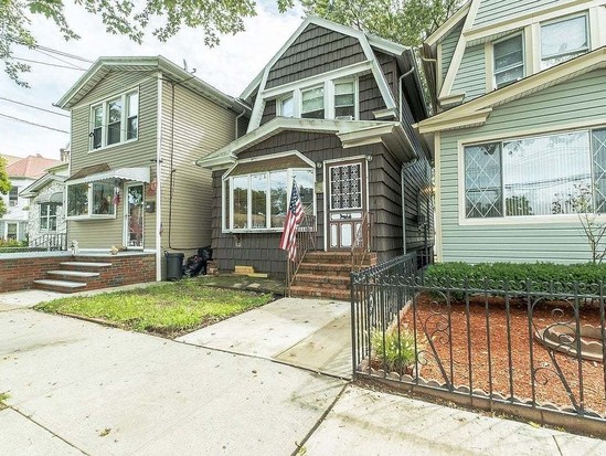 Single-family for Sale Woodhaven, Queens