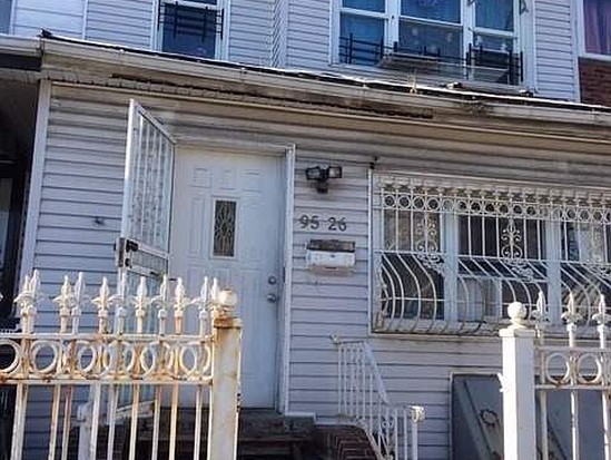 Multi-family for Sale Richmond Hill, Queens