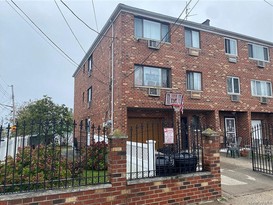 Home for Sale Throggs Neck, Bronx