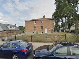 Home for Pre-foreclosure East Elmhurst, Queens