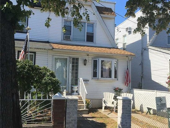 Multi-family for Sale Ozone Park, Queens