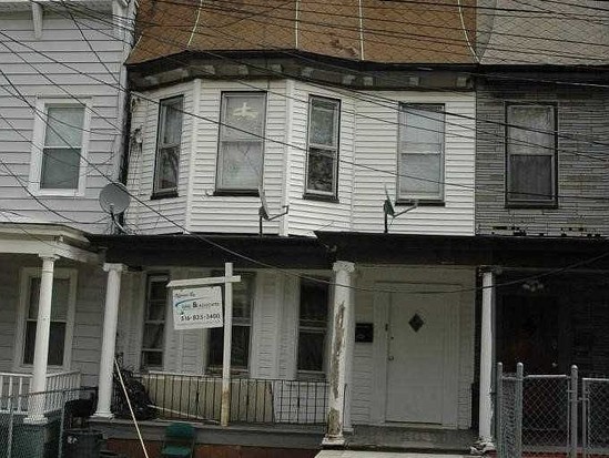 Multi-family for Sale Richmond Hill, Queens