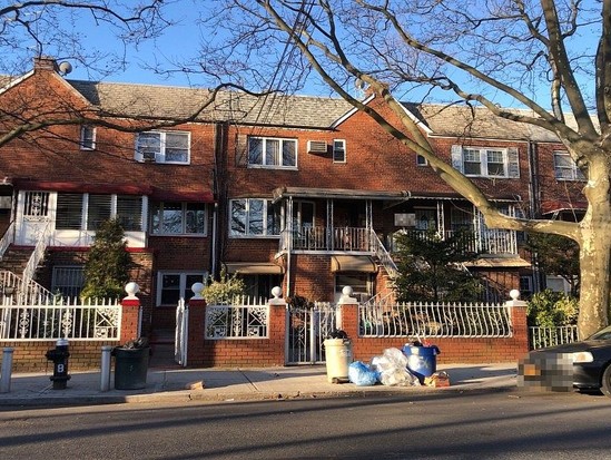 Single-family for Pre-foreclosure / auction Canarsie, Brooklyn