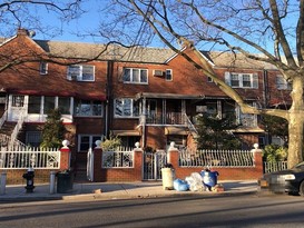 Home for Pre-foreclosure / auction Canarsie, Brooklyn