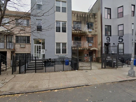 Single-family for Pre-foreclosure / auction Bushwick, Brooklyn