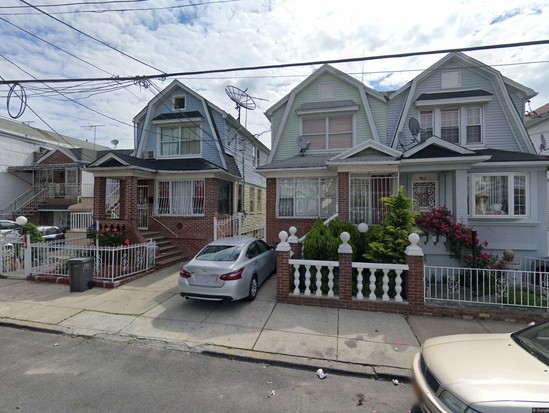 Single-family for Pre-foreclosure East Flatbush, Brooklyn