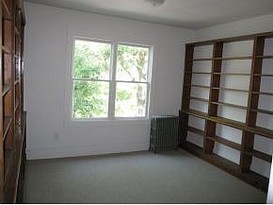 Home for Pre-foreclosure / auction Midwood, Brooklyn