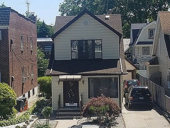 Single-family for Sale Forest Hills, Queens