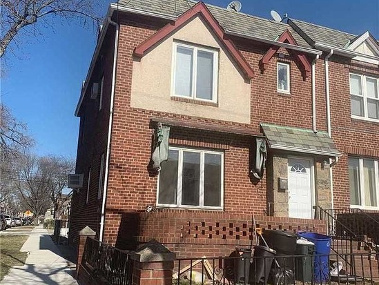 Single-family for Sale Ozone Park, Queens