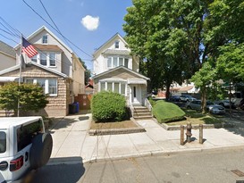 Home for Pre-foreclosure Ozone Park, Queens