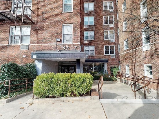 Condo for Sale Forest Hills, Queens