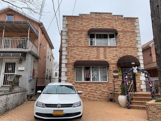 Multi-family for Pre-foreclosure / auction Bath Beach, Brooklyn