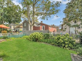 Home for Sale Throggs Neck, Bronx