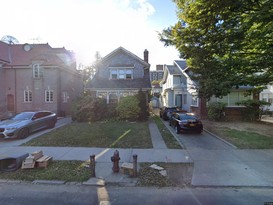 Home for Pre-foreclosure / auction Midwood, Brooklyn