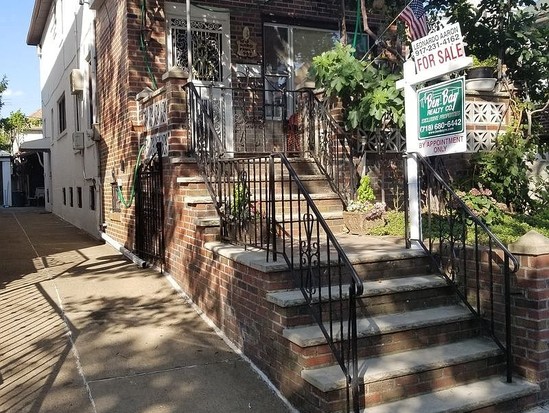 Single-family for Sale Dyker Heights, Brooklyn