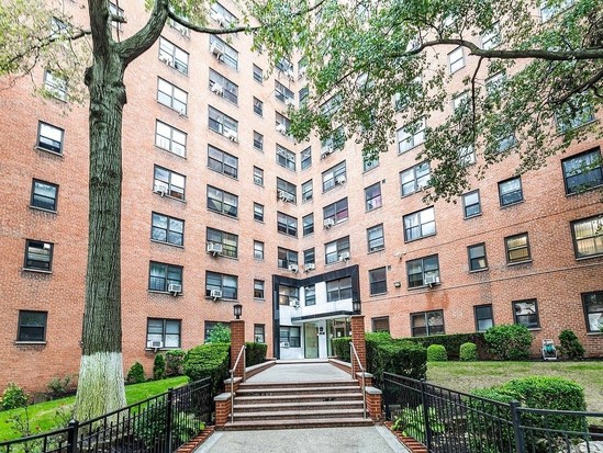 Condo for Sale Rego Park, Queens