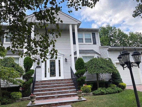 Single-family for Sale Tottenville, Staten Island