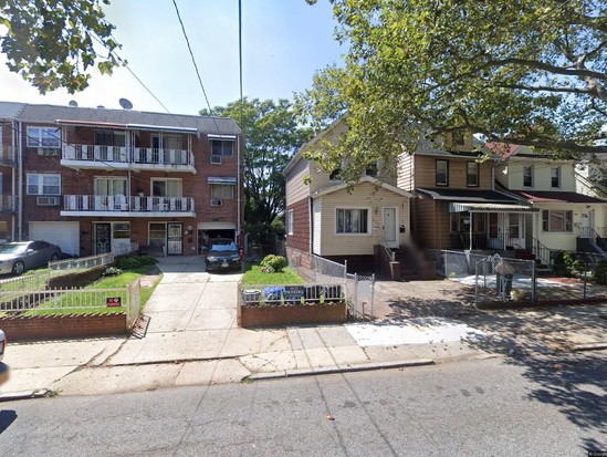 Single-family for Pre-foreclosure Canarsie, Brooklyn