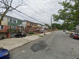 Home for Pre-foreclosure / auction Canarsie, Brooklyn